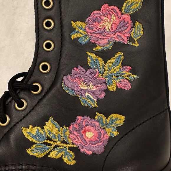 Dr Martens 1460 Vonda II Embroidered Floral Boots - Picture 13 of 16
